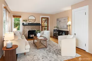 740 N 82nd St, Seattle, WA 98103 - Photo 5