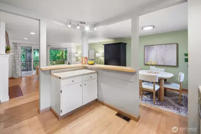 5612 159th Place NE, Redmond, WA 98052 - Photo 5