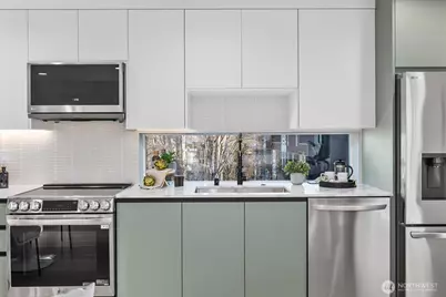 3114 Queen Anne Avenue N, Seattle, WA 98119 - Photo 7