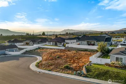 2571 Paisley Street SE, East Wenatchee, WA 98802 - Photo 1