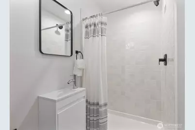 3118 Queen Anne Avenue N, Seattle, WA 98119 - Photo 23