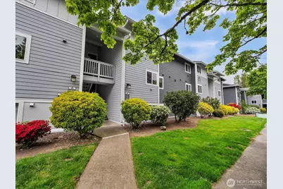 14002 NE 181st Place #A204, Woodinville, WA 98072 - Photo 3