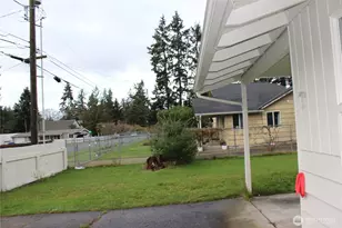 10415 Wilkeson St S, Tacoma, WA 98444 - Photo 11