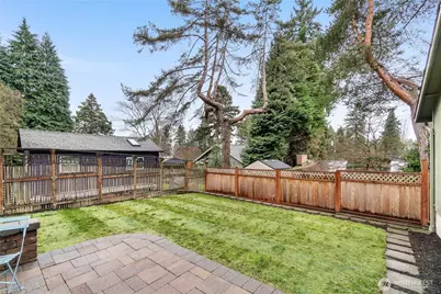 3811 NE 117th St, Seattle, WA 98125 - Photo 23