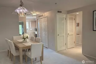 250 NW Dogwood St, Issaquah, WA 98027 - Photo 7