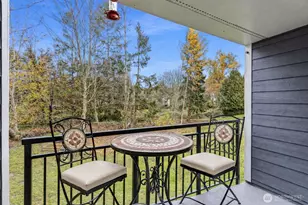 250 NW Dogwood St, Issaquah, WA 98027 - Photo 9