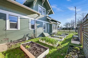 1006 Grover St, Lynden, WA 98264 - Photo 3