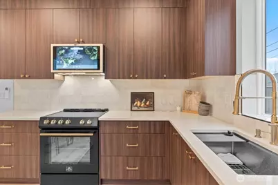 4106 49th Avenue SW, Seattle, WA 98116 - Photo 7