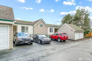 15325 Sunwood Blvd, Tukwila, WA 98188 - Photo 25