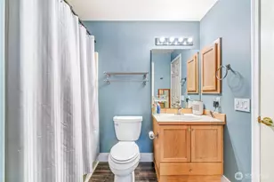 15325 Sunwood Blvd, Tukwila, WA 98188 - Photo 19