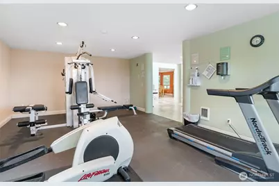 15325 Sunwood Boulevard #B304, Tukwila, WA 98188 - Photo 29