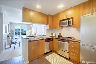 2721 1st Ave, Seattle, WA 98121 - Photo 7