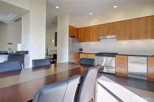 2721 1st Ave, Seattle, WA 98121 - Photo 23