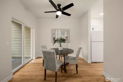 6773 SE Cougar Mountain Way #4, Bellevue, WA 98006 - Photo 7