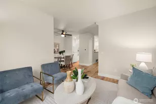 6773 SE Cougar Mountain Way, Bellevue, WA 98006 - Photo 3