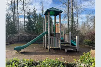 364 Field Place NE, Renton, WA 98059 - Photo 27