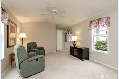 8410 143 Avenue Ct E, Puyallup, WA 98372 - Photo 5