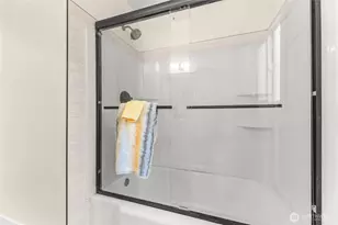 1229 Broadway Ave, Bremerton, WA 98337 - Photo 13