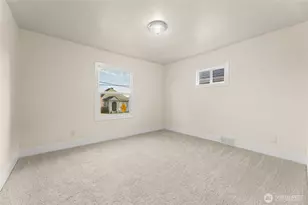 1229 Broadway Ave, Bremerton, WA 98337 - Photo 11