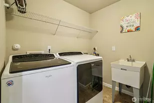 314 181st St SE, Bothell, WA 98012 - Photo 23