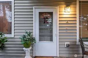 8943 Gravelly Lake Dr SW, Lakewood, WA 98499 - Photo 5