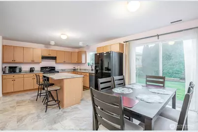 17008 SE 183rd Place, Renton, WA 98058 - Photo 11