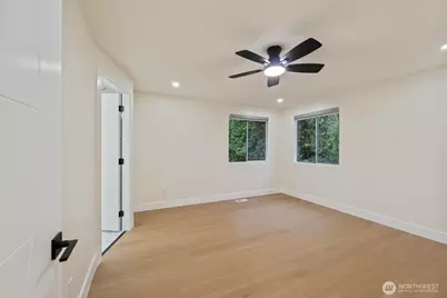 10518 165th Place NE, Redmond, WA 98052 - Photo 11