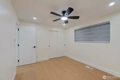 10518 165th Place NE, Redmond, WA 98052 - Photo 15