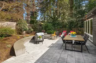 7 Lewis Ln, Mercer Island, WA 98040 - Photo 33