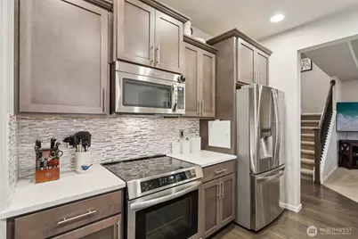 18533 115th Place SE, Renton, WA 98055 - Photo 9