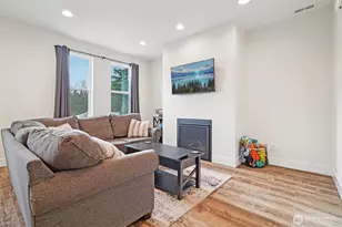 18300 121st Pl SE, Renton, WA 98058 - Photo 5