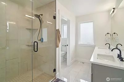 18300 121st Place SE, Renton, WA 98058 - Photo 7