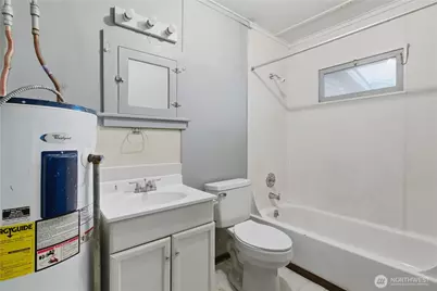 421 S 57th Street, Tacoma, WA 98408 - Photo 11