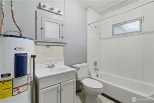 421 S 57th St, Tacoma, WA 98408 - Photo 11