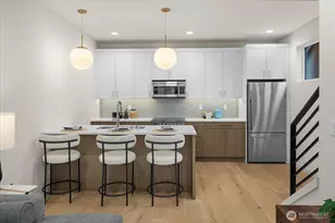 4222 Meridian Ave N, Seattle, WA 98103 - Photo 7