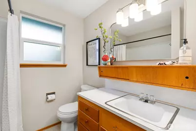 3735 NE 10th Lane, Renton, WA 98056 - Photo 19