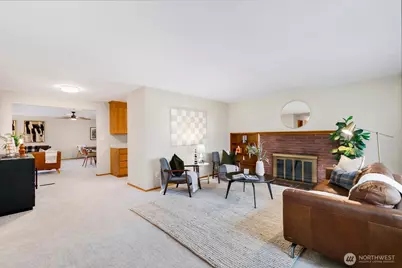 3735 NE 10th Lane, Renton, WA 98056 - Photo 3