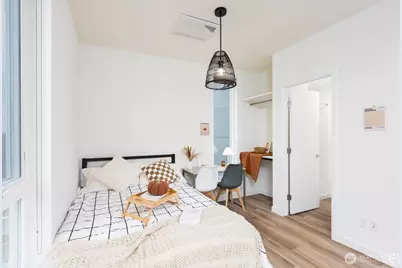 4746 20th Avenue NE #B06, Seattle, WA 98105 - Photo 3