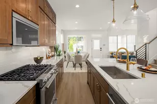 13426 (Hs 2) NE 112th Pl, Redmond, WA 98052 - Photo 13