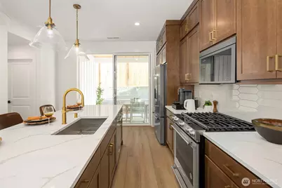 13426 (Hs 2) NE 112th Place, Redmond, WA 98052 - Photo 11