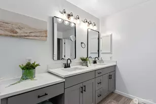 22815 117th Pl SE, Kent, WA 98031 - Photo 17