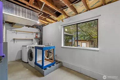 9222 3rd Avenue SW, Seattle, WA 98106 - Photo 31