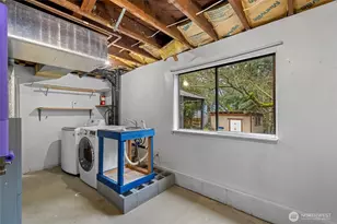 9222 3rd Ave SW, Seattle, WA 98106 - Photo 31