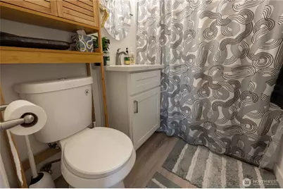 1315 118th Street S, Tacoma, WA 98444 - Photo 9