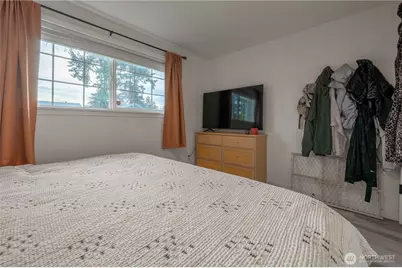 1315 118th Street S, Tacoma, WA 98444 - Photo 7