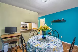 8911 Holly Dr, Everett, WA 98208 - Photo 17