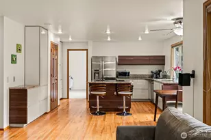 23431 NE 23rd St, Sammamish, WA 98074 - Photo 17