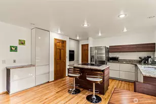 23431 NE 23rd St, Sammamish, WA 98074 - Photo 13