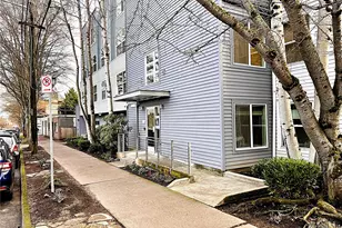 7600 Greenwood Ave N, Seattle, WA 98103 - Photo 23