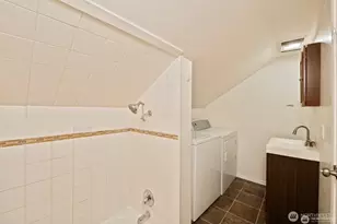 120 N 80th St, Seattle, WA 98103 - Photo 23